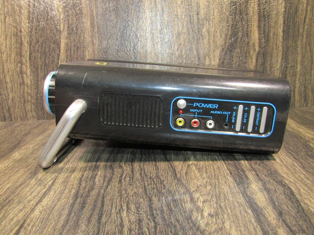 Discovery Merch Source Wonderwall Projector-DX Small Blackpro Model # 1637401