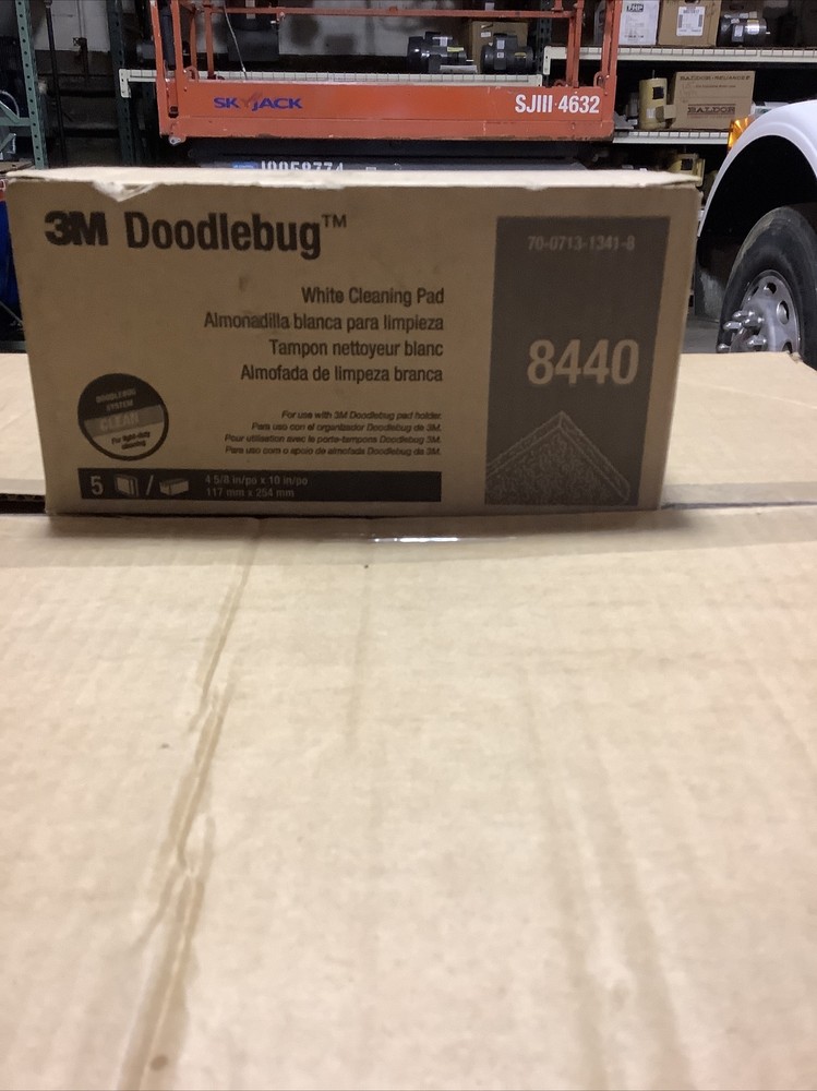 3M Doodlebug White Cleaning Pad 8440