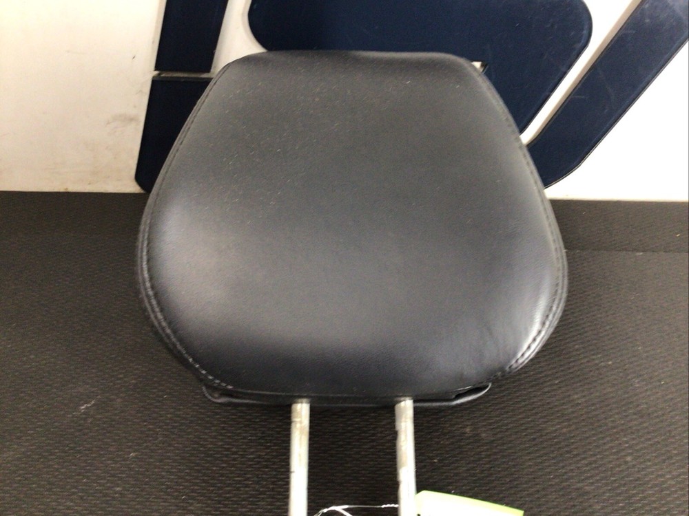 2001 2002 ACURA MDX PASSENGER RIGHT FRONT HEADREST BLACK CODE / D