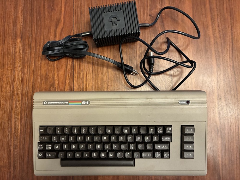 Commodore 64 Computer - Comes with Original Adapter & Box - Powers On - UNTESTED