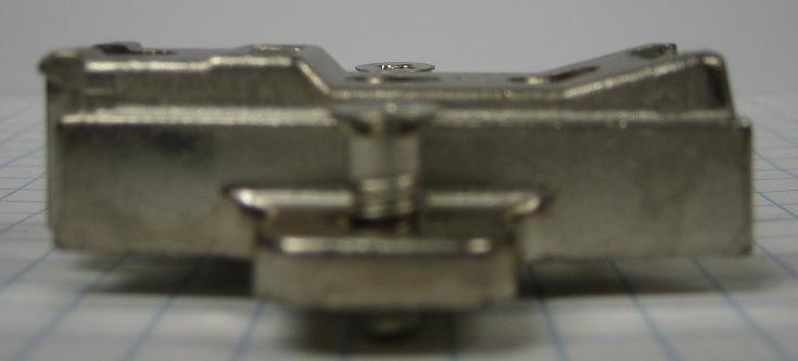 GRASS SNAP-ON BASEPLATE #17672, 9.3mm, WING TYPE