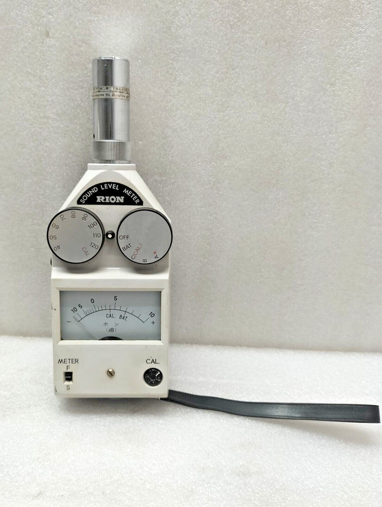 RION NA-09 SOUND LEVEL METER