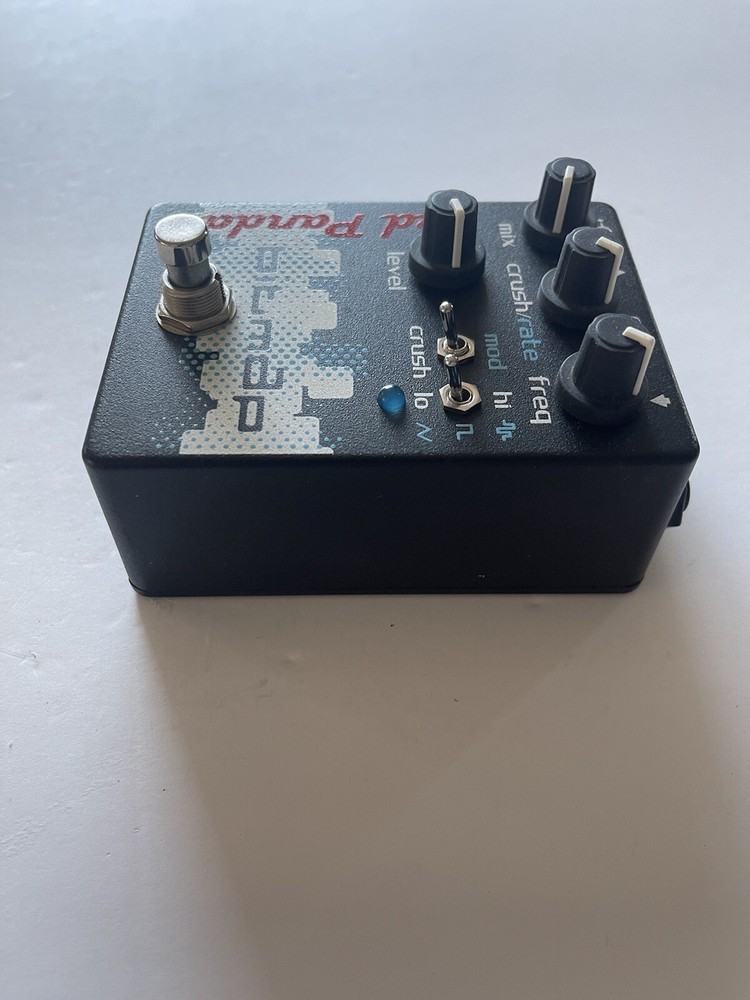 Red Panda Bitmap V1 Bitcrusher Bit Map Modulation Guitar / Bass Effect Pedal