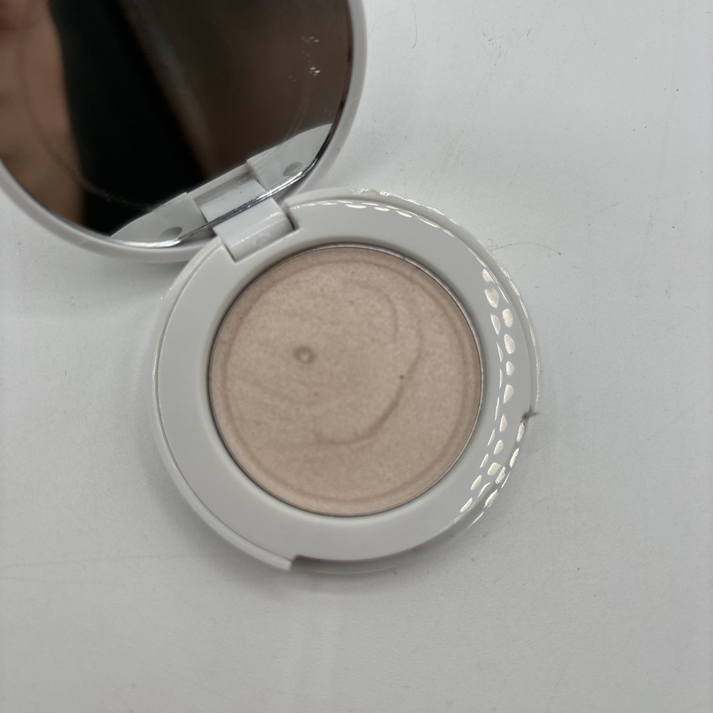Winky Lux Strobing Balm Bubbles Cream Highlighter Size .25 oz HTF