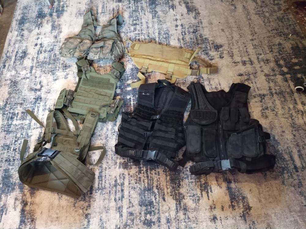 tactical vests and plate carrier