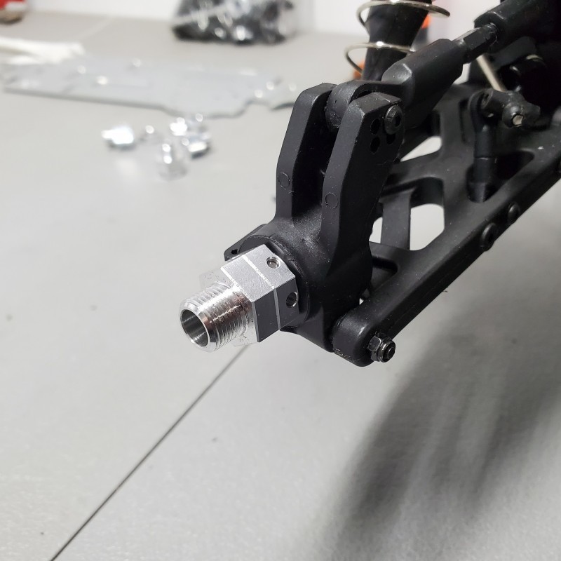 M2C 17mm +5mm Hex Universal Hex Adapter for 8mm Axles