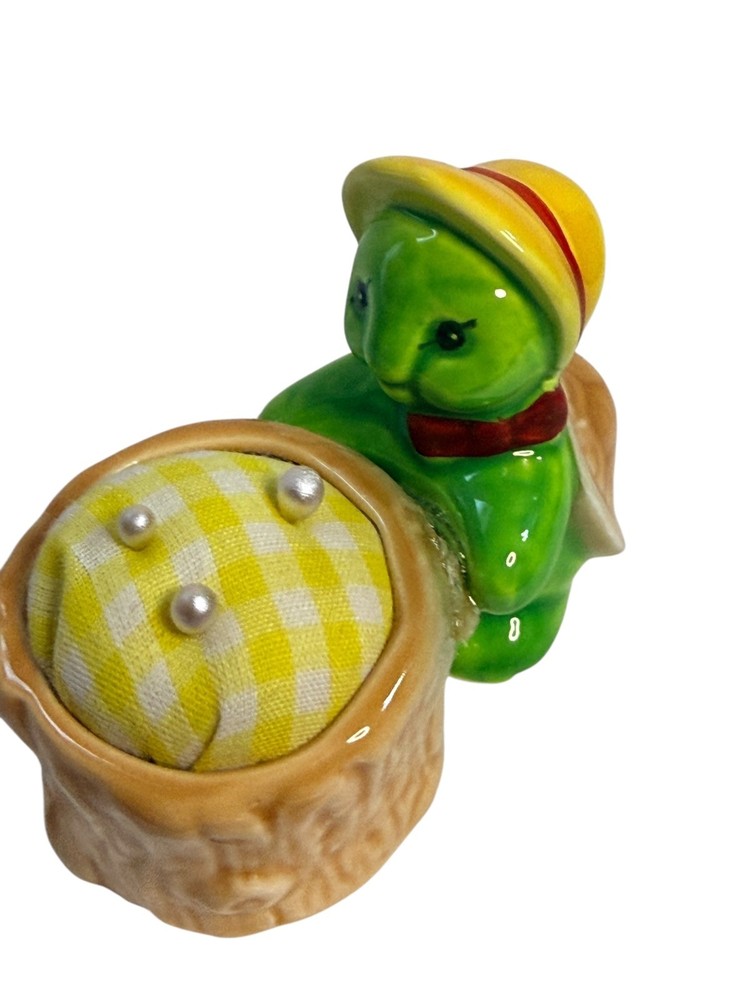 Vintage NOS Lefton 05795 Turtle Pin Cushion