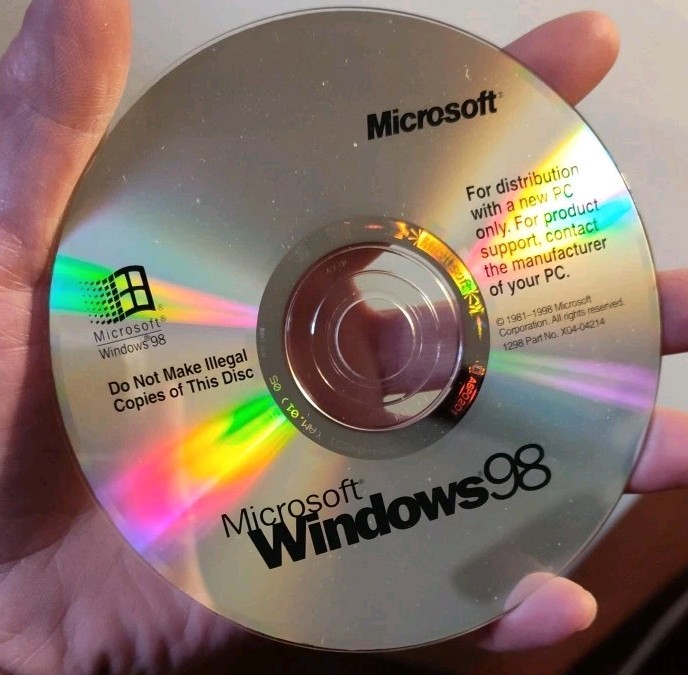 Vintage 1998 Microsoft Windows 98 Mint