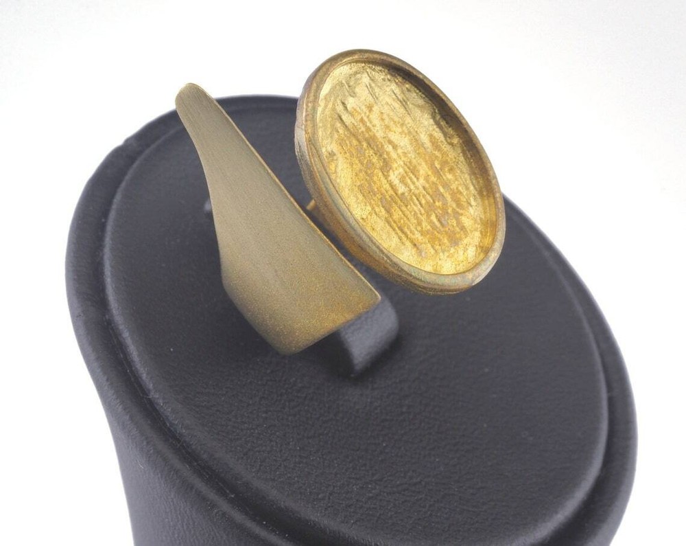 Ring Adjustable Ring Bezel - Raw brass (18mm 7.5US inner size - Adjustable )2851