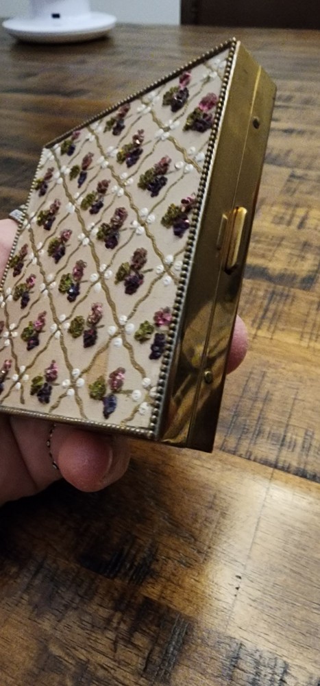 Vintage Women Cigarette Case