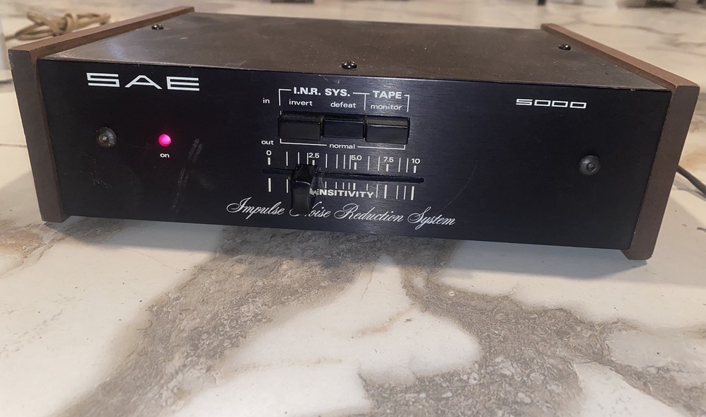 SAE Model 5000 Impulse Noise Reduction Box Untested