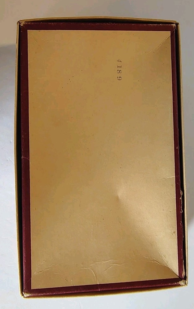 Peter Paul’s Mounds 24 $.10 Packages Empty Box