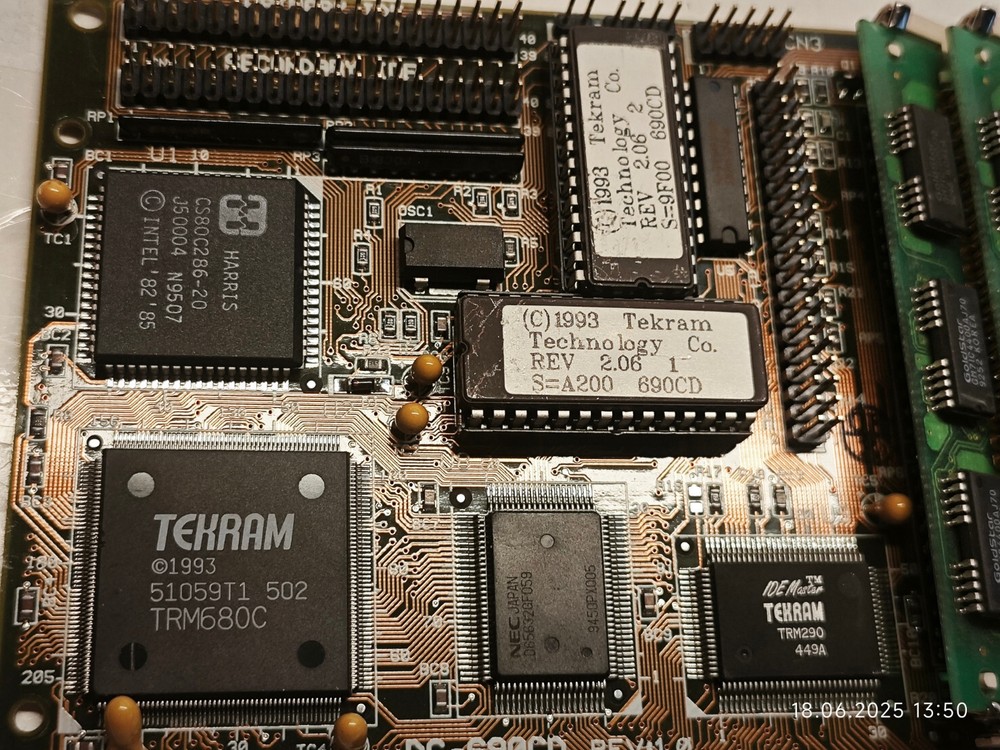 PCI IDE Caching Controller TEKRAM DC-690CD with Harris 80C286 20 MHz CPU + RAM