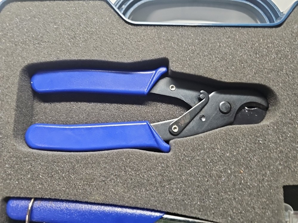 DataShark Satellite & Digital Cable Tool Kit/Case 70019