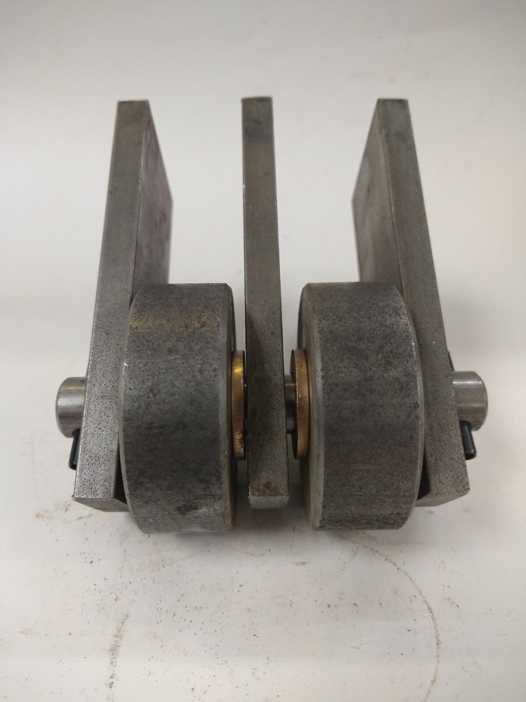 2-1/2" BRONZE BUSHED DOUBLE STEEL ROLLER ASSEMBLY