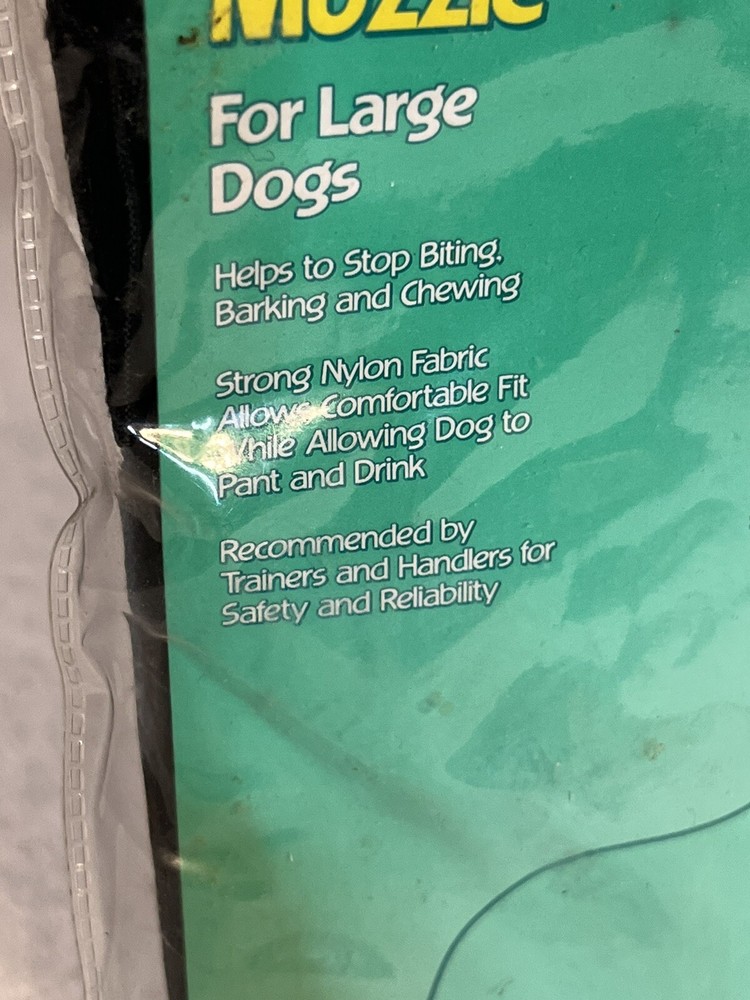 NEW Muzzle Large Dog Adjustable ruffin' it 20605