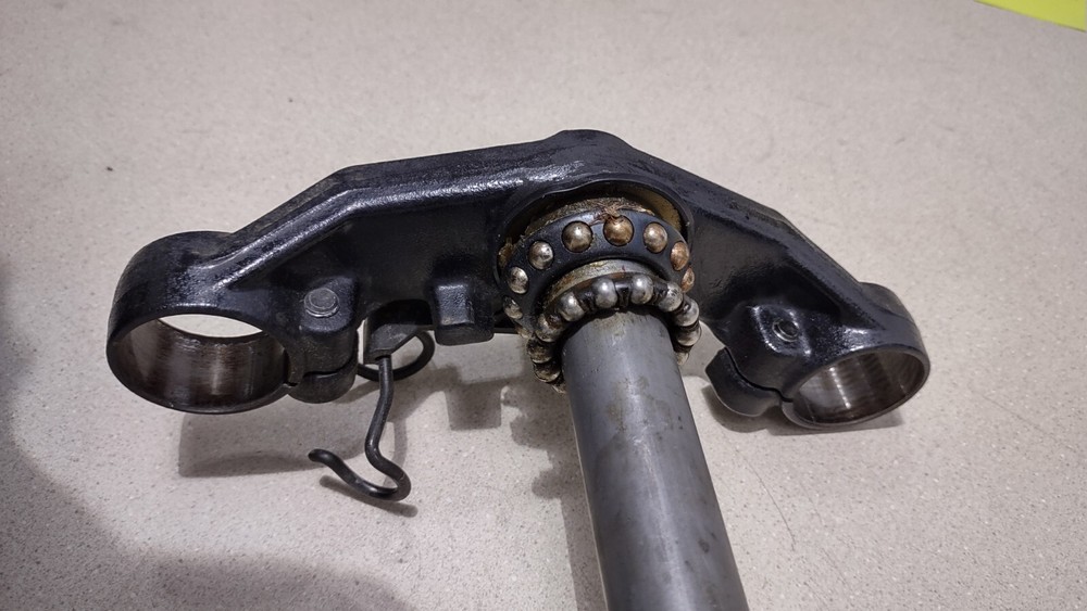 1993 Honda CBR1000F Triple Tree Fork Clamps