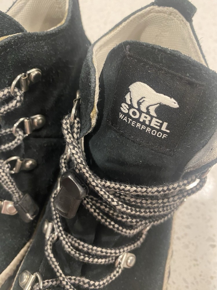 Women’s Sorel Waterproof Boots Size 5