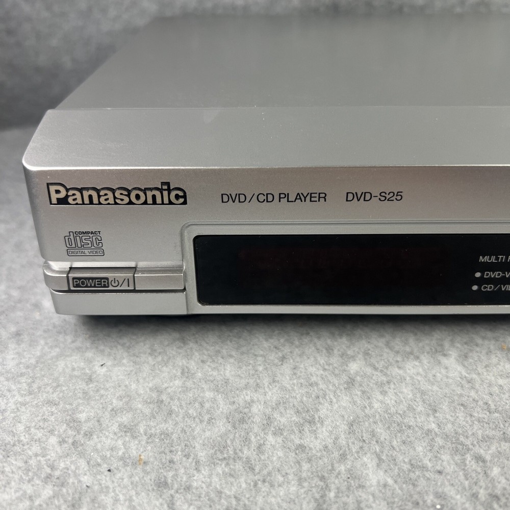 Panasonic DVD/CD Player S25 Progressive Scan Silver with Remote + A/V Chord