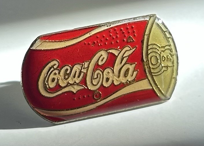 Coca-Cola Can Red Lapel Pin