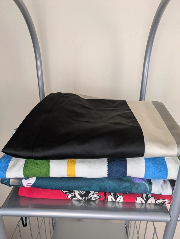 Beautiful size 16 bundle 4 items (1)