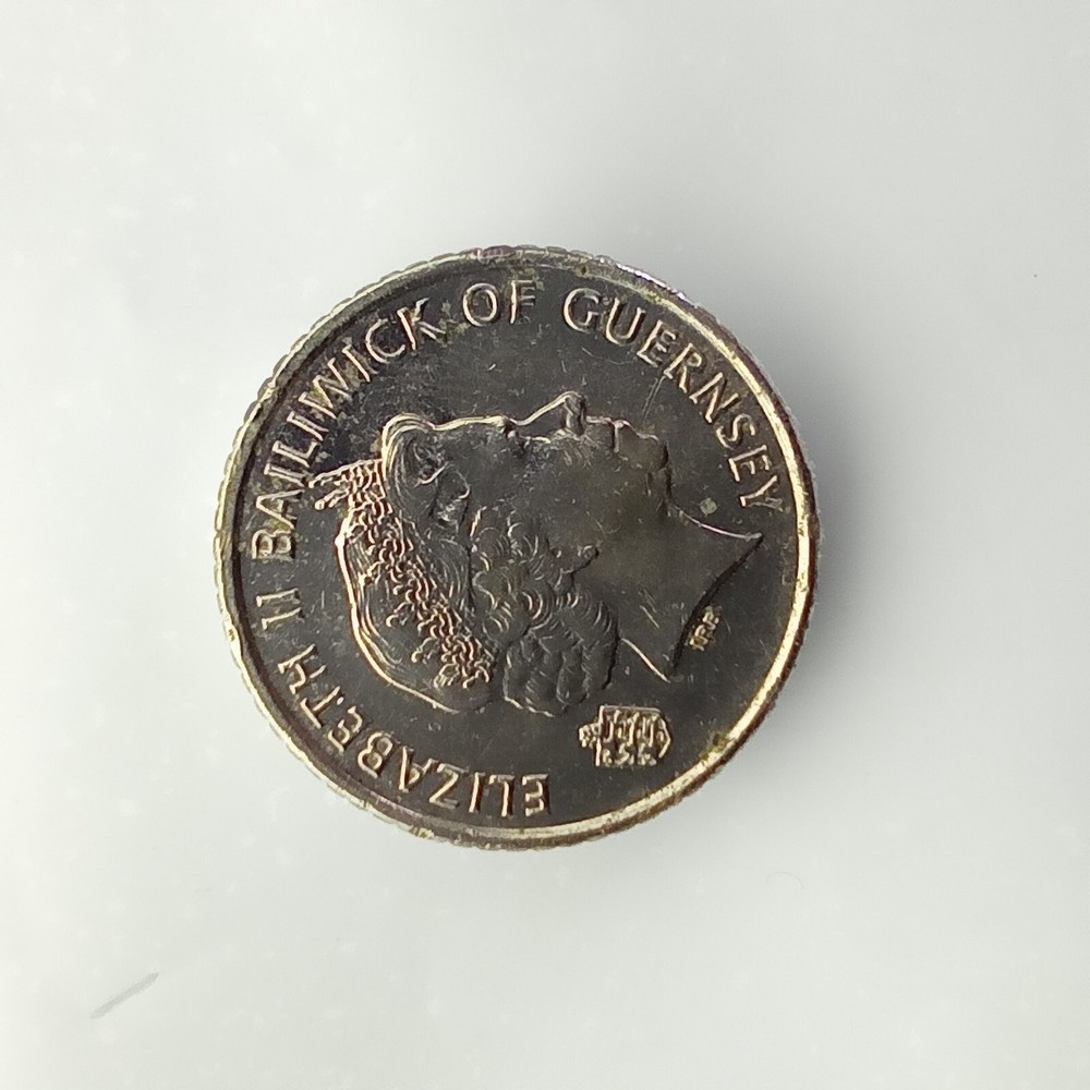 🇬🇬 Guernsey Five Pence 2010. Copper nickel. E88