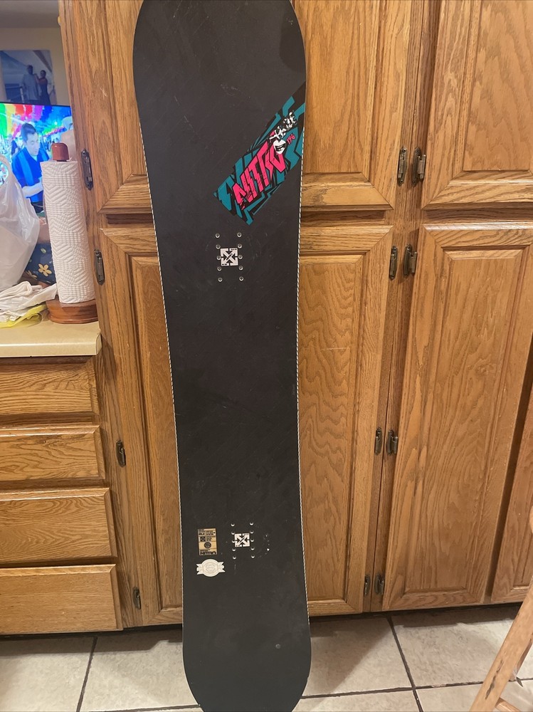NITRO Haze 156 Reference Stance 23.6” Snow Board , Used Good Condition
