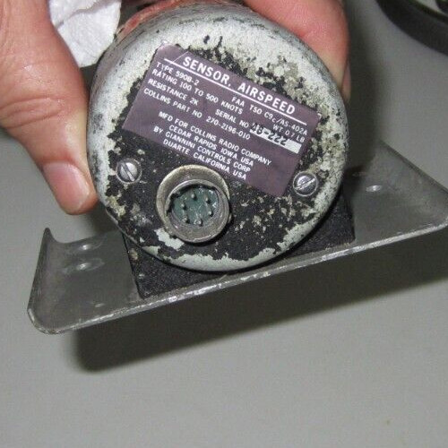 COLLINS AIRSPEED SENSOR P/N 590B-2 270-2196-010