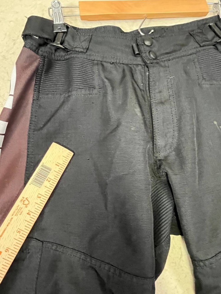 Shift Advanced Racing Technology Black Shorts Size 32
