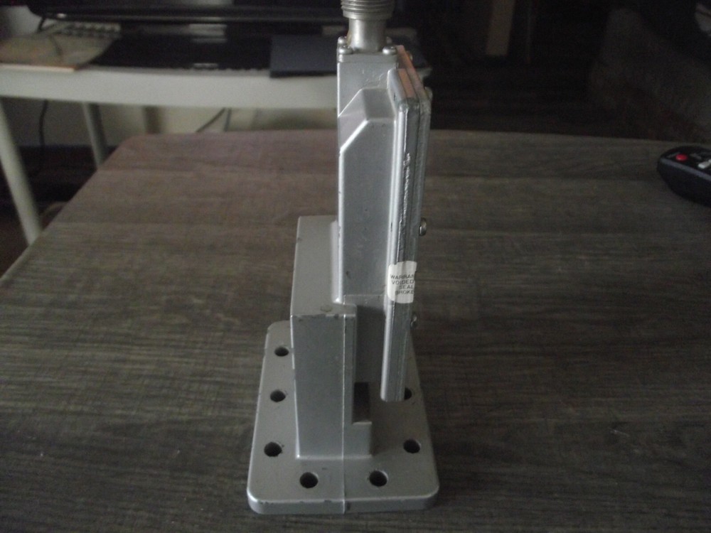 SPACE VISION LOW NOISE AMPLIFIER MODEL 7740