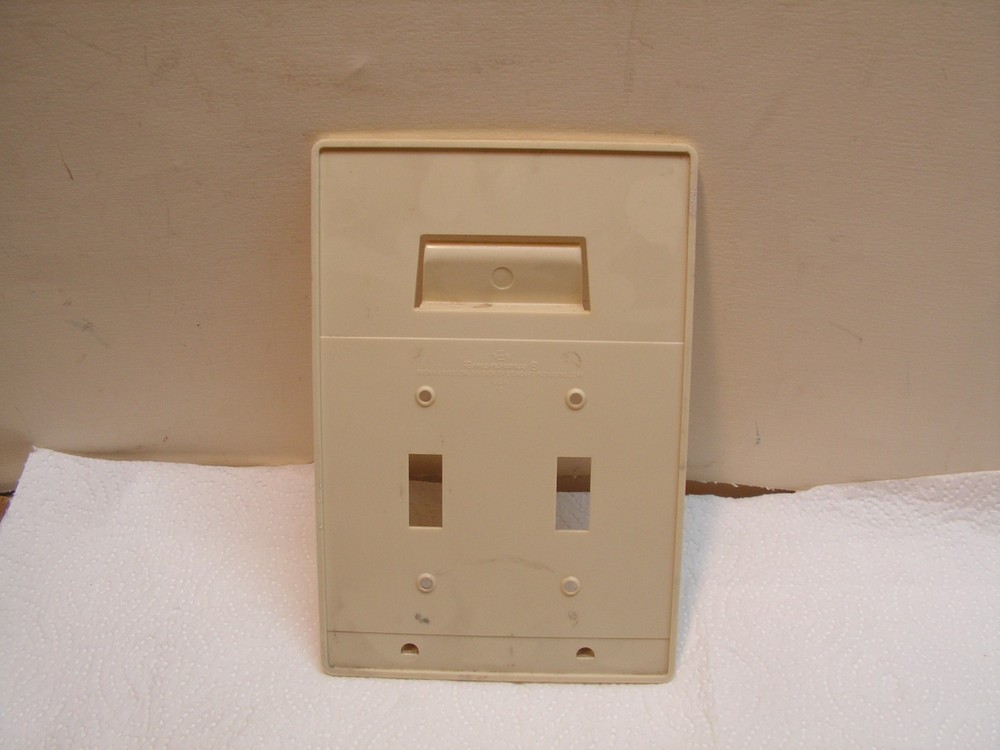 Vintage Remembrance Brown/Biglow light switch plate cover with NOTE & KEY Holder
