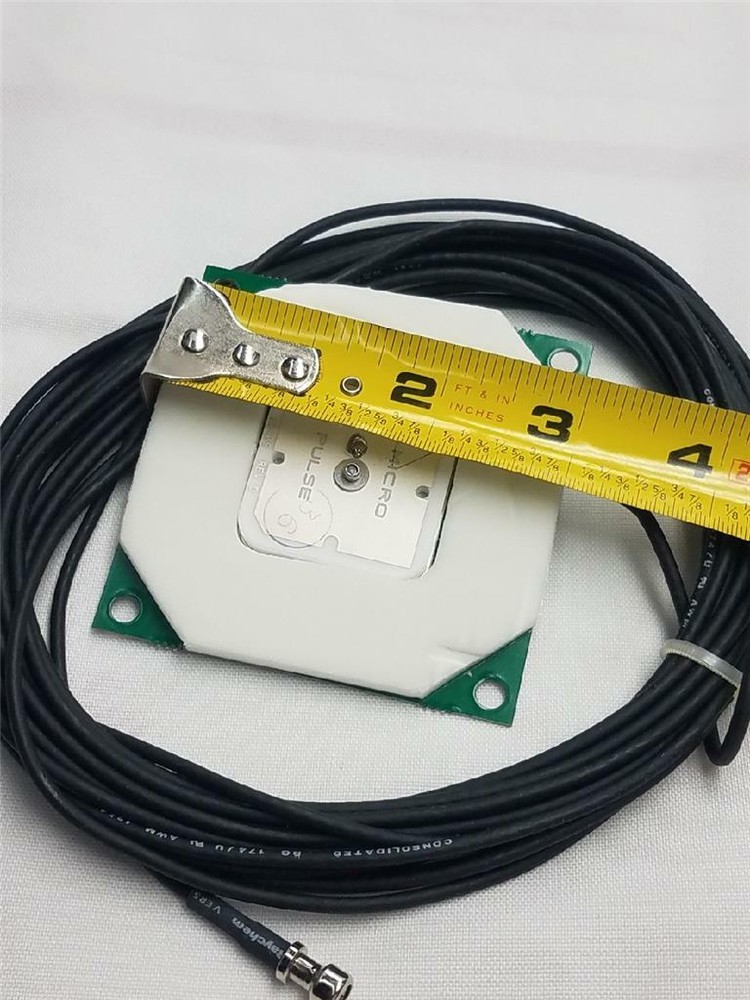 Micro Pulse GPS Antenna P/N 1640SZ-240/D