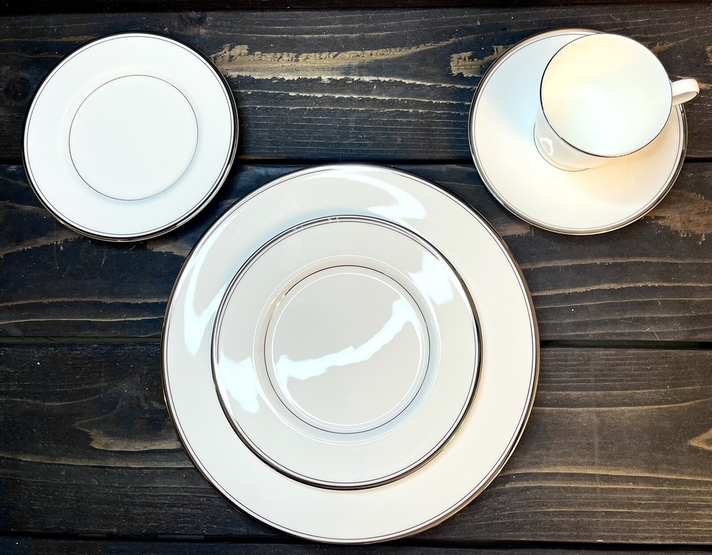 Mikasa Briarcliffe Five Piece Place Setting Dinner Salad Bread Plate Cup Saucer