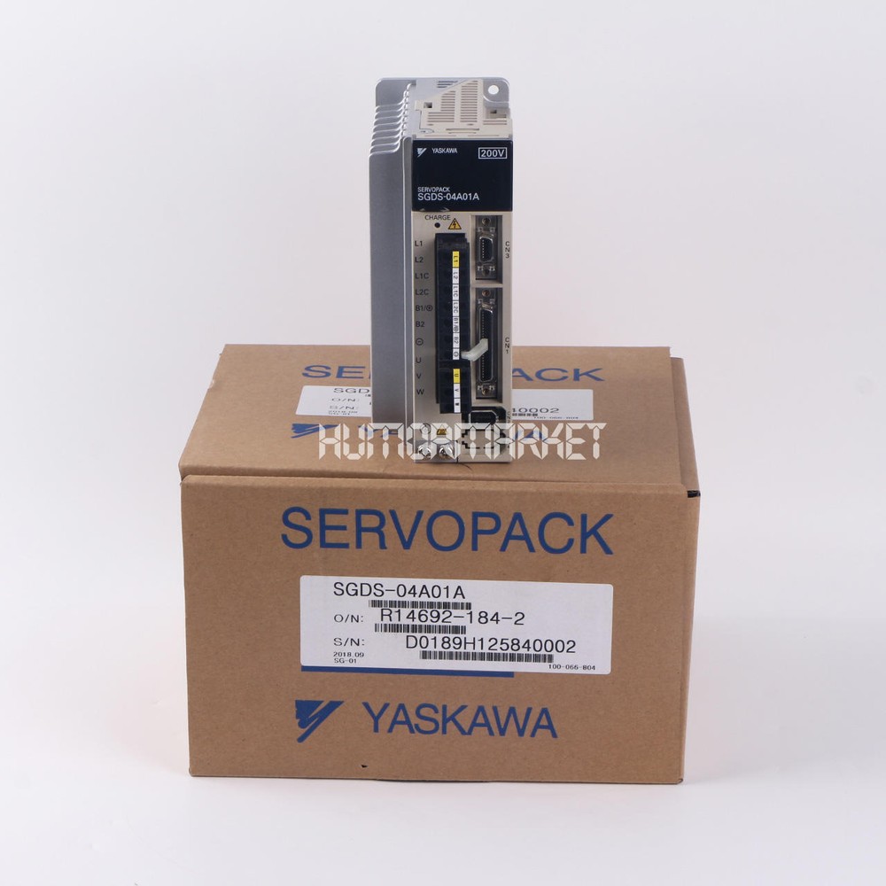 1PC YASKAWA SERVO DRIVE SGDS-04A01A NEW