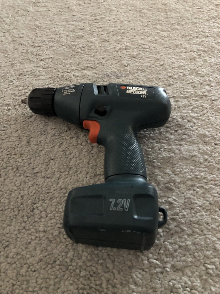 Black & Decker 9099KC 7.2-Volt Cordless Drill PARTS ONLY NOT WORKING
