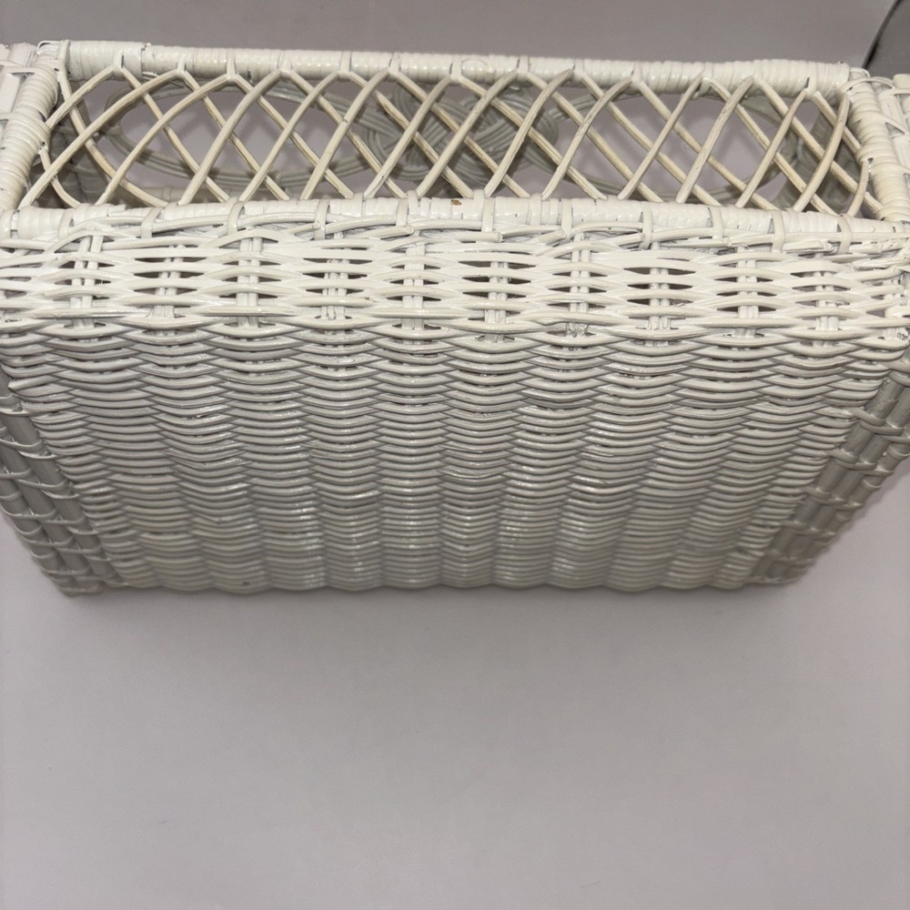 Vintage Tissue Box Holder White Wicker Rectangle Cottage Granny Boho Retro
