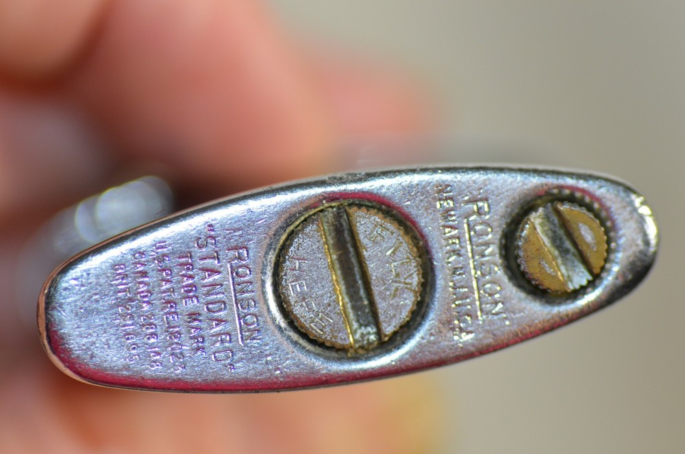 Vintage Ronson Deco Lighter
