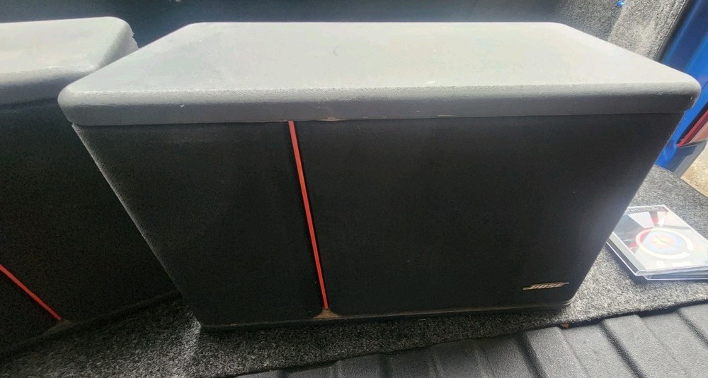 Bose 301 Continental Direct Reflecting Speakers