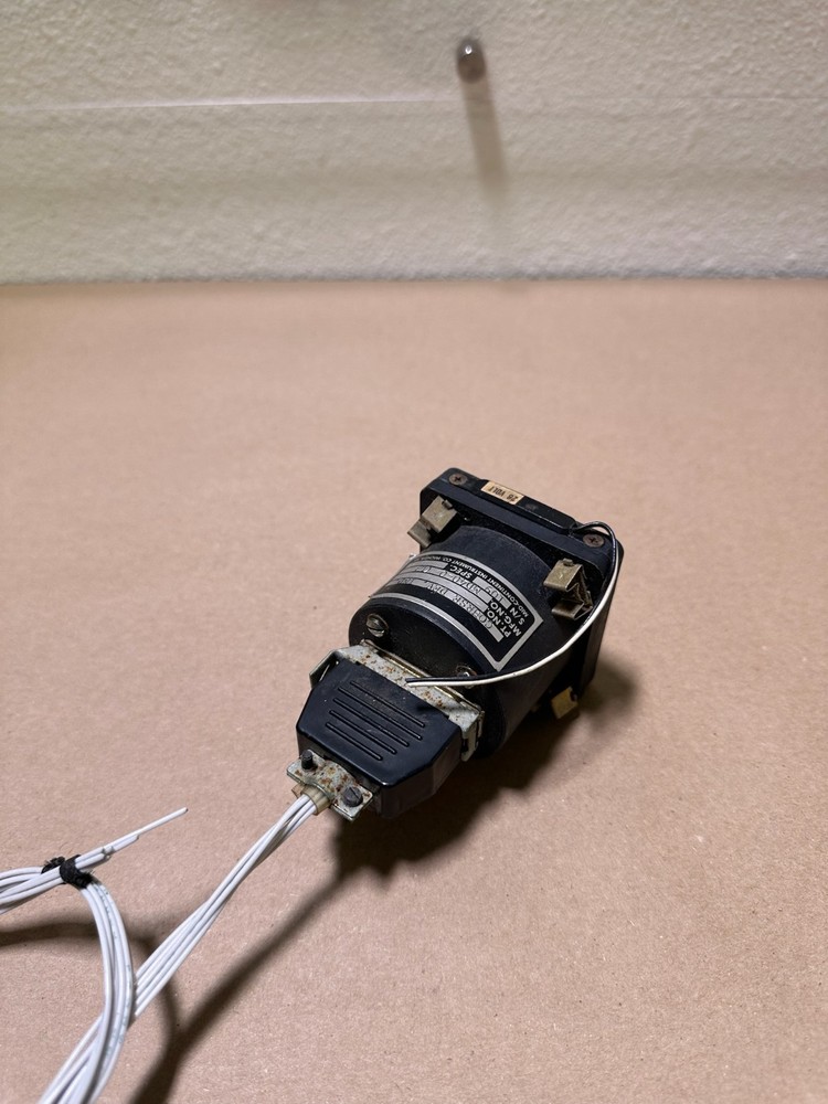 Mid-Continent Course Deviation Indicator MD40-0 (2177)