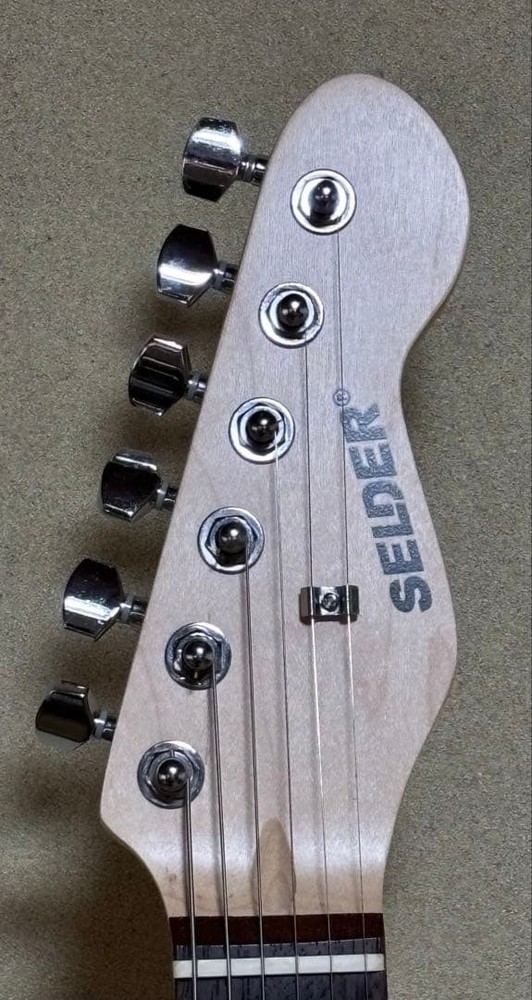 Pristine SELDER Electric Guitar Sunburst