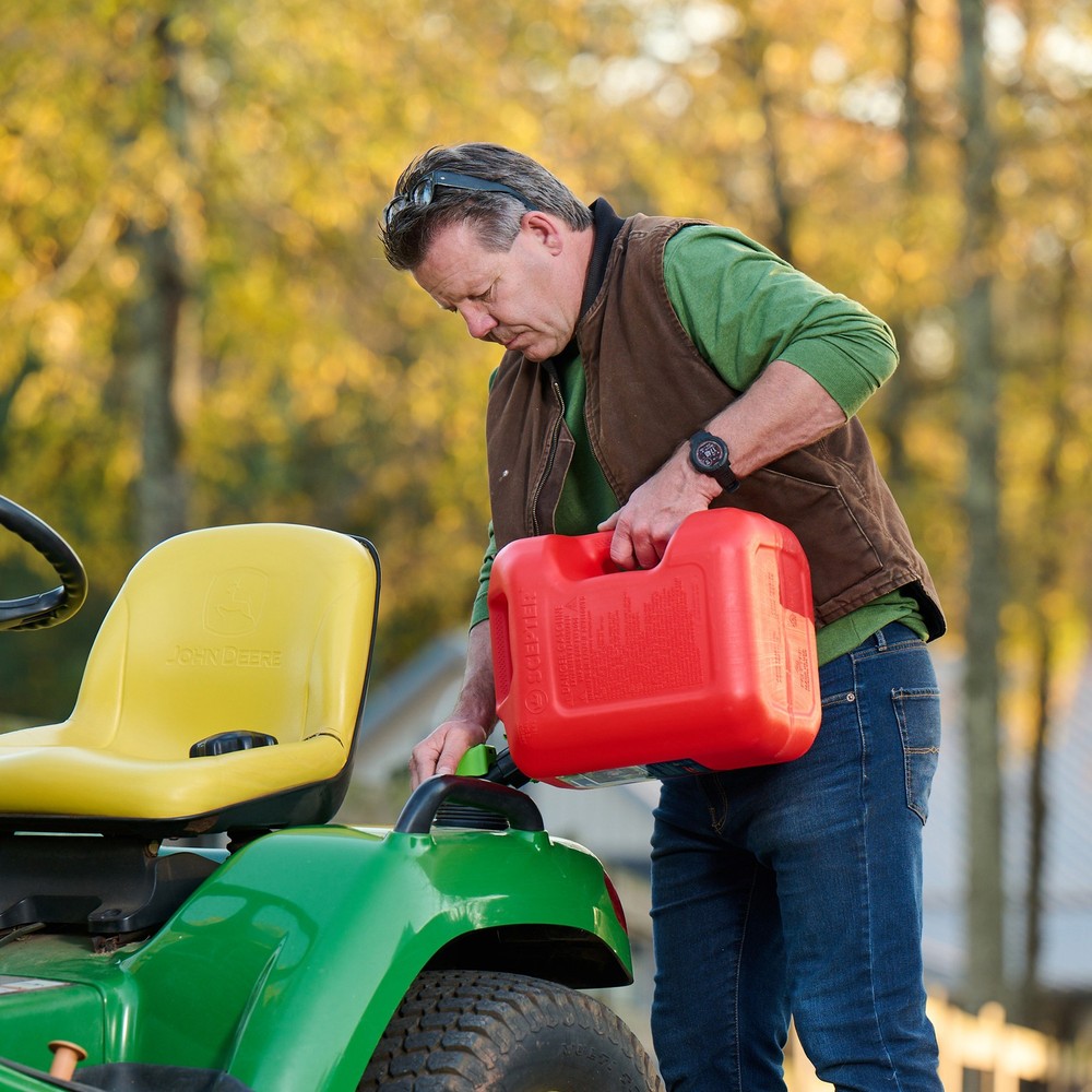 Scepter SmartControl Dual Handle Gasoline Jug with Funnel, Red(Used)