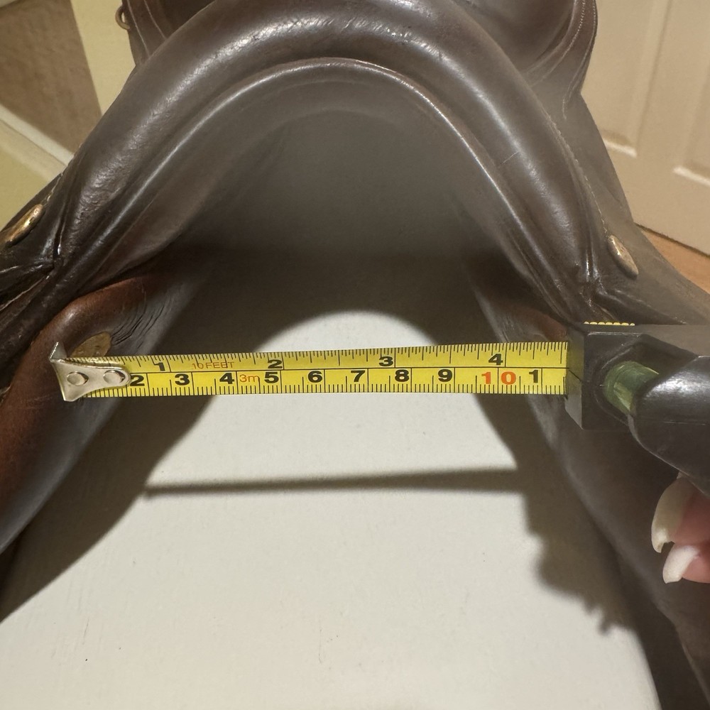 17.5” Bruno Delgrange Jump Saddle