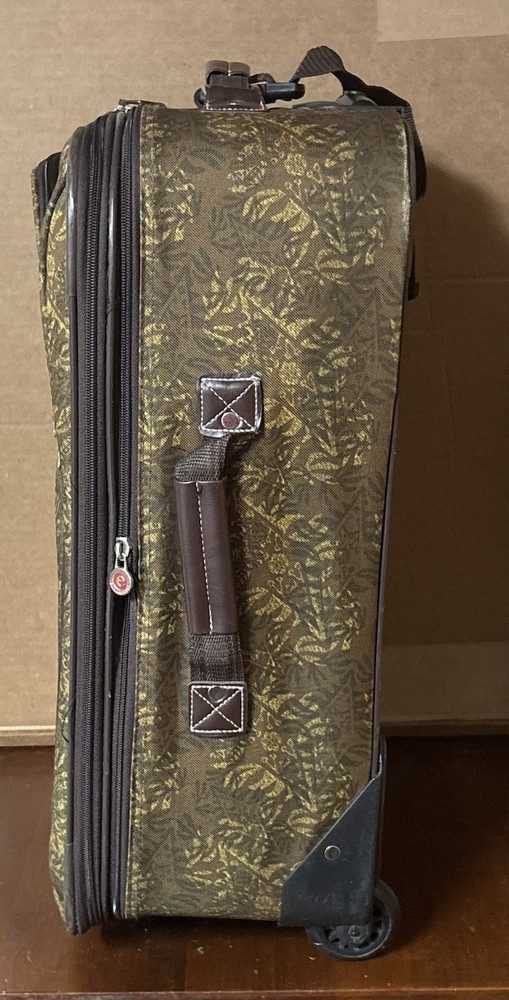 - Panama Jack Suitcase / Airline Carryon