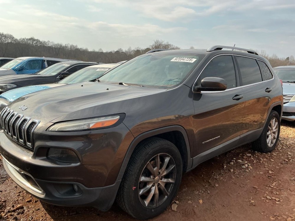 CHEROKEE 2015 Glove Box 4947577