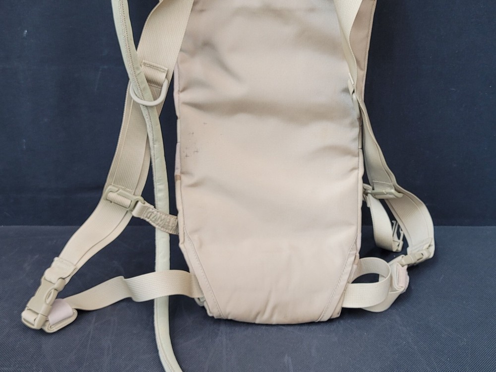 CamelBak Maximum Gear Desert Camo Thermobak