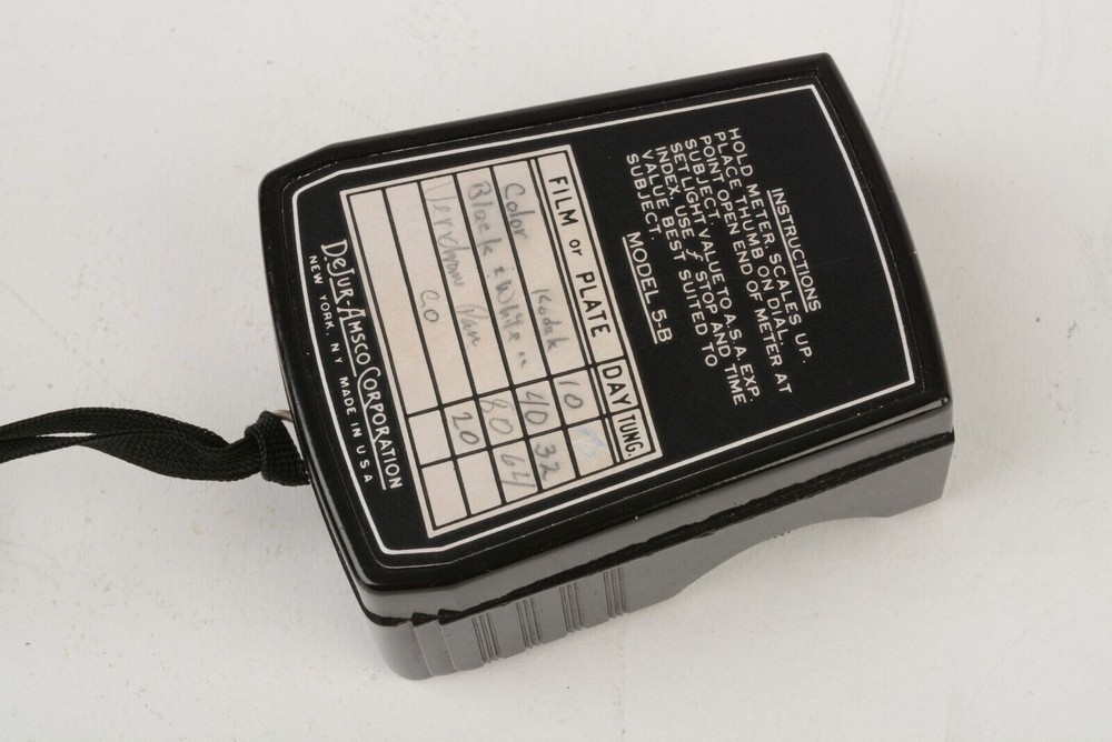 Dejur 5-B Incident Light Meter in Case + strap, tested, accurate