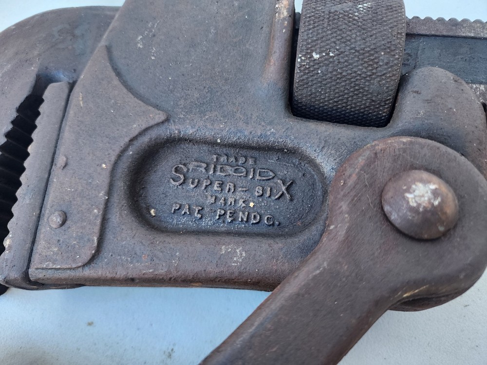 Ridgid SUPER SIX Heavy Duty Compound Leverage Wrench 48" long
