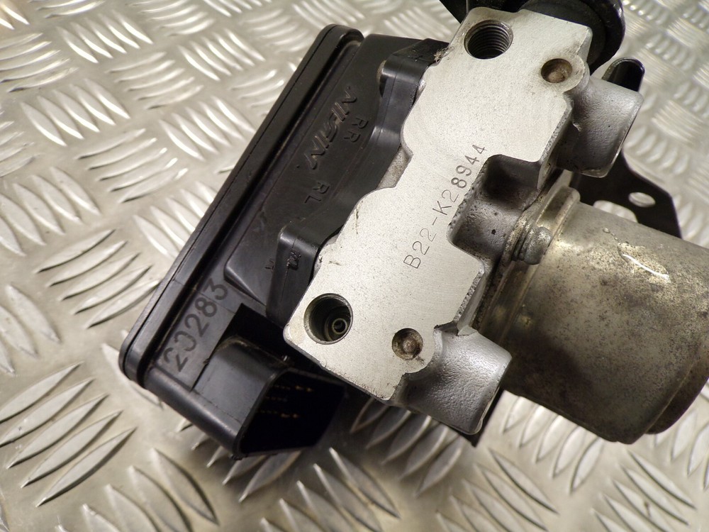 Triumph 1050 Sprint GT 2014 ABS pump 2010 > 2017 WB