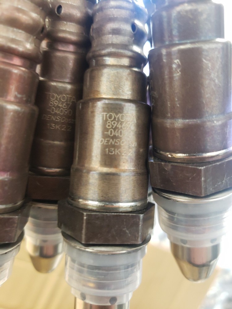 Genuine Toyota Oxygen Sensor 89467-04090
