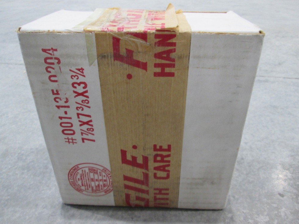 Unit, UFC-1100A, Mass Flow Controller, He, 6 SLM, New